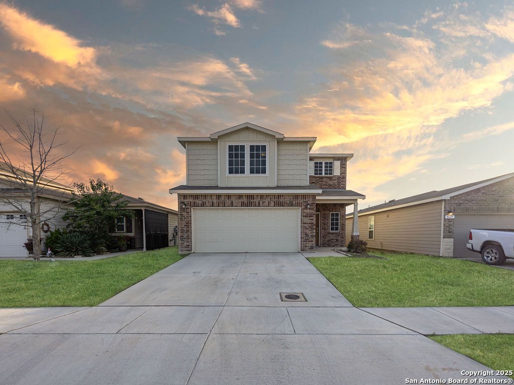 Photo of 423 Dappled Willow, New Braunfels, TX 78130 (MLS # 1917922)