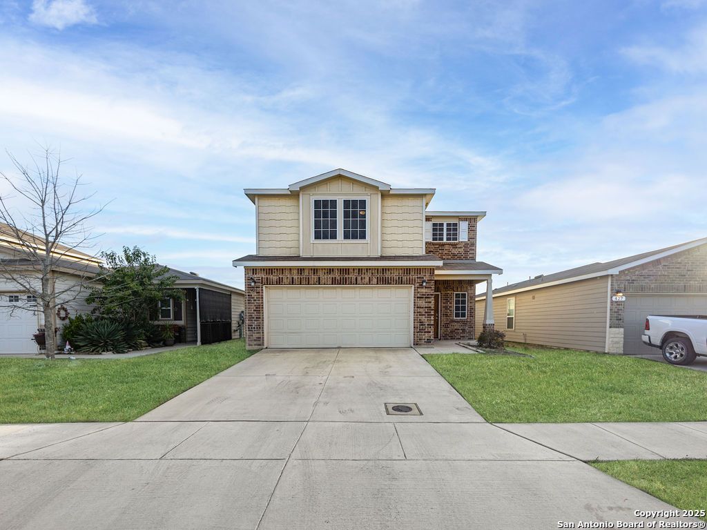 Photo of 423 Dappled Willow, New Braunfels, TX 78130 (MLS # 1917922)