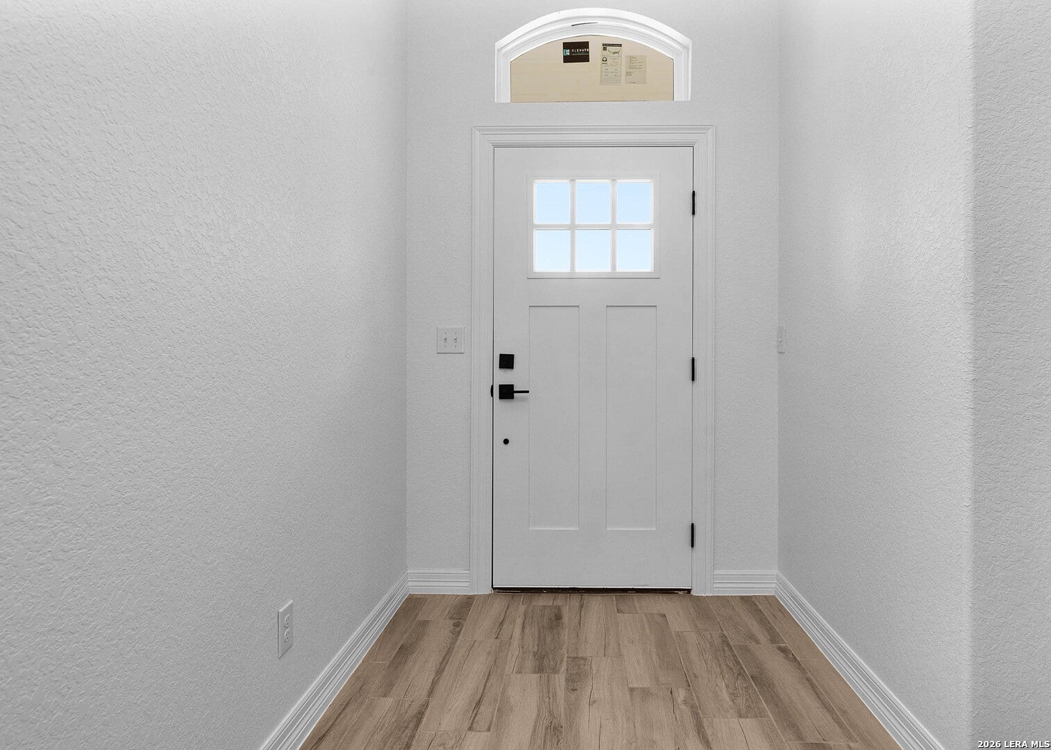 112 Rustic Woods