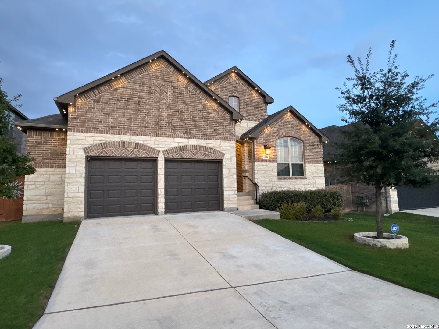 1602 BUCKNER PL