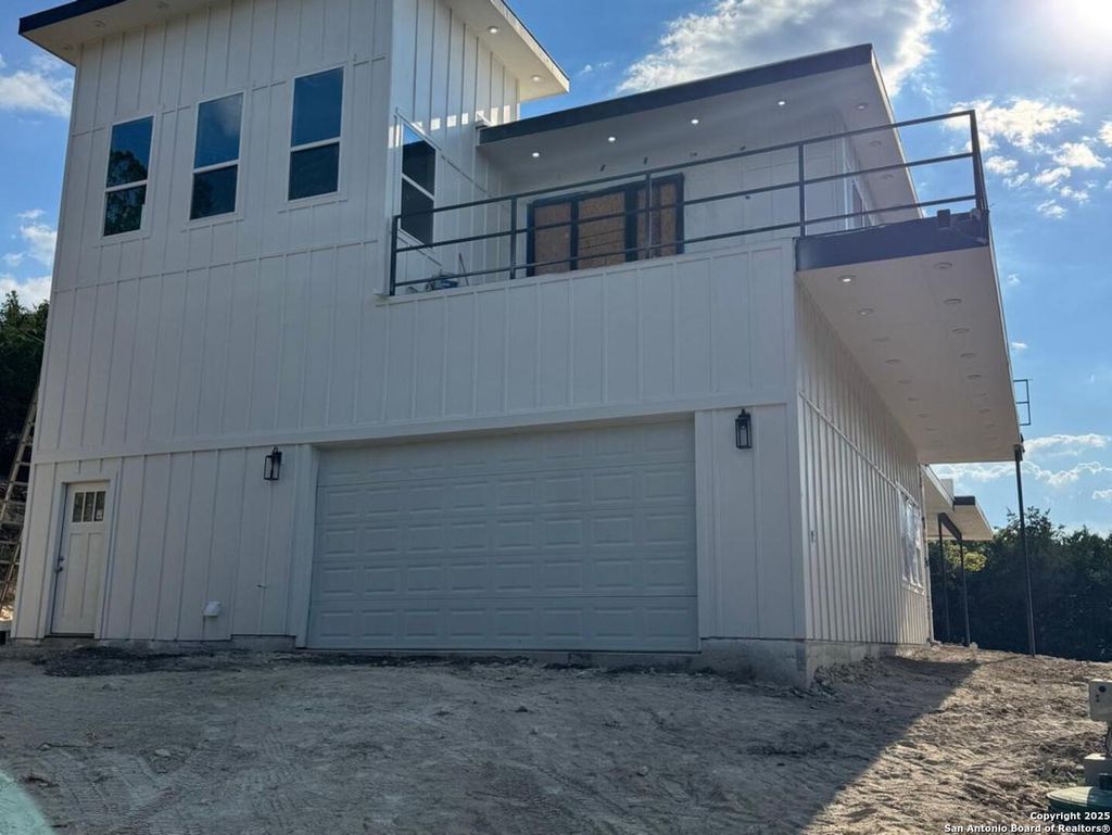 Photo of 196 Watts, Canyon Lake, TX 78133 (MLS # 1914151)