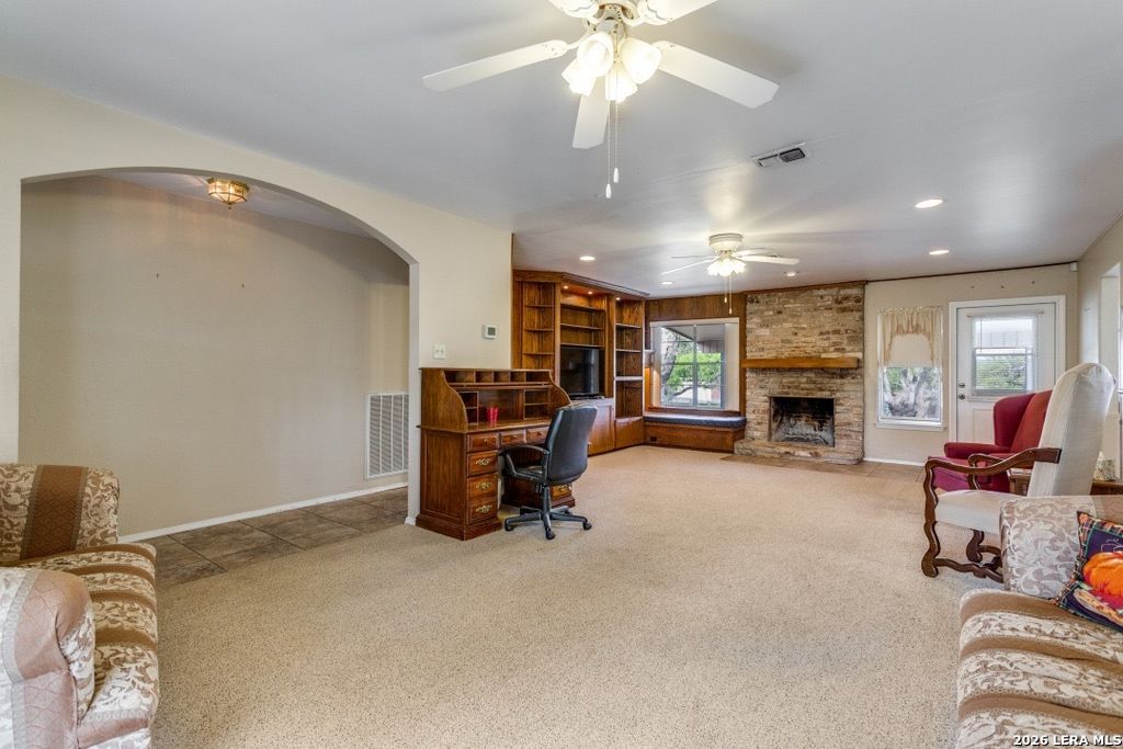 Photo of 212 KENDALL OAKS DR, Boerne, TX 78006 (MLS # 1960298)