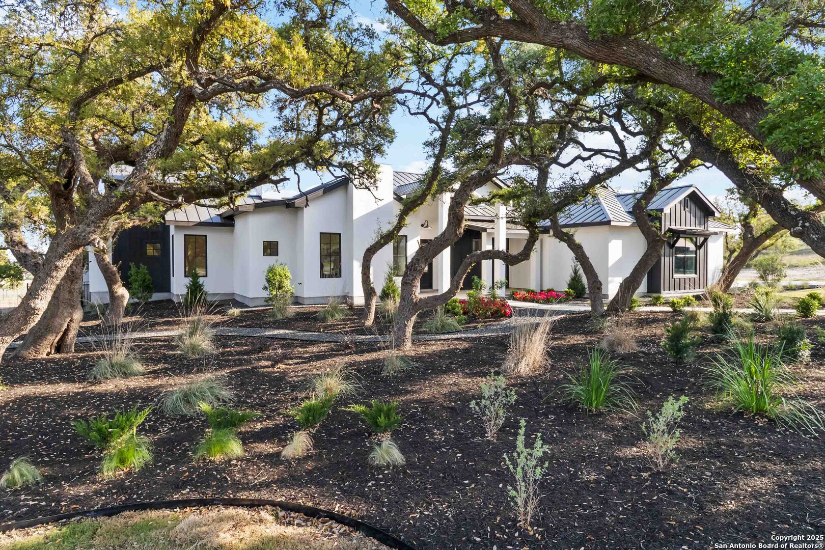 11310 Montell Point