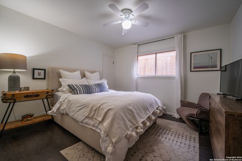 Tiny photo for 16814 TURKEY POINT ST, San Antonio, TX 78232 (MLS # 1959891)