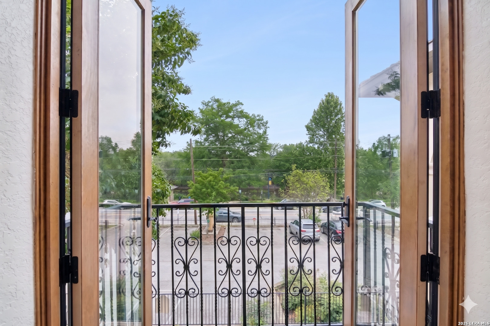 412 RIVER RD 201