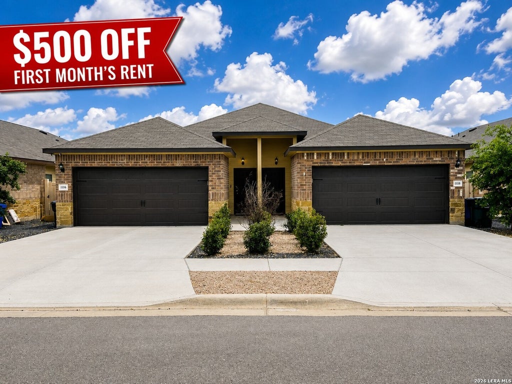Photo of 1118 Burek Cross, Seguin, TX 78155 (MLS # 2007065)