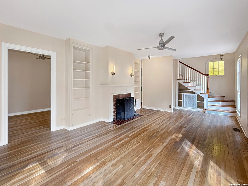 Photo of 401 Shook, San Antonio, TX 78212 (MLS # 1955073)