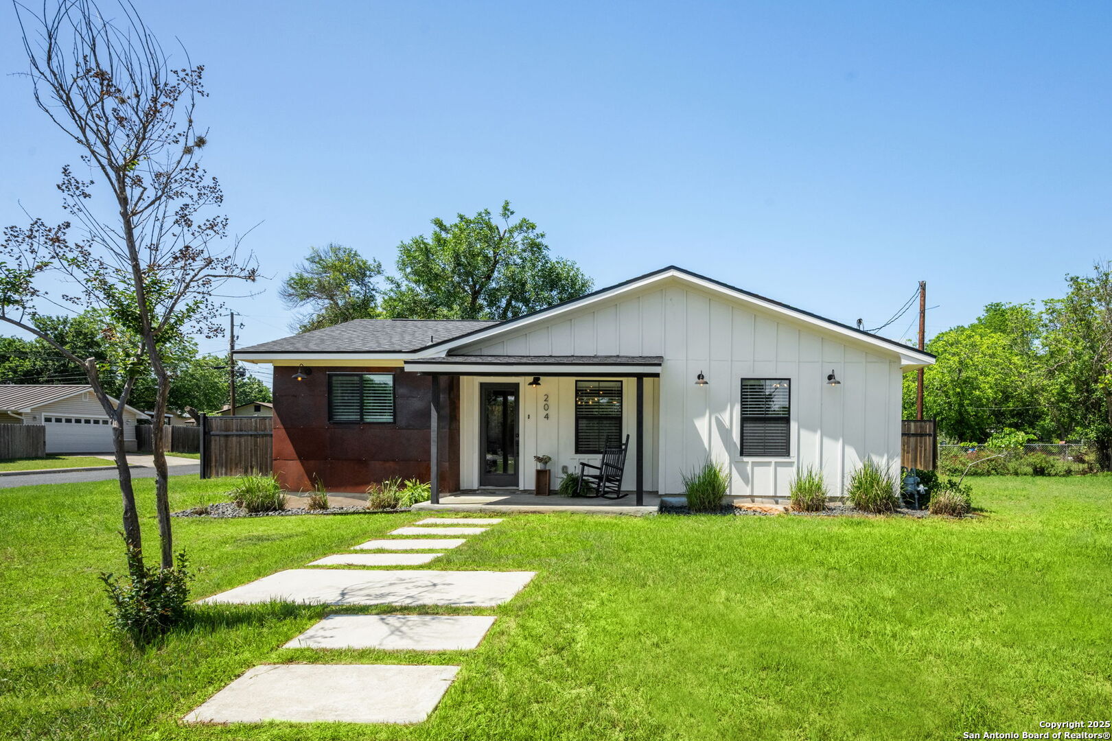 204 Shadywood