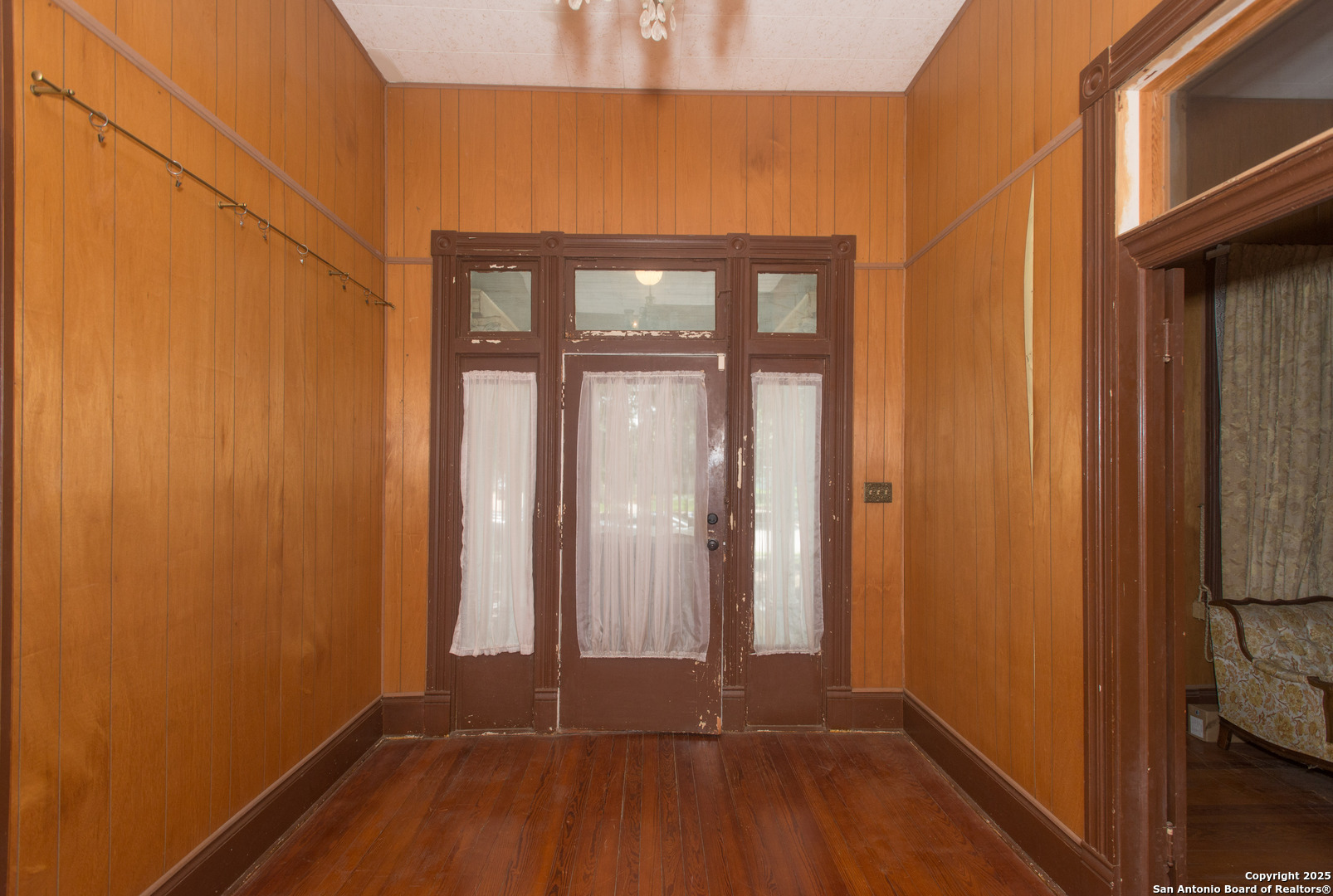 218 Cedar
