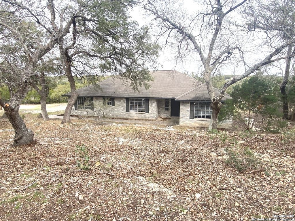 Photo of 576 gallagher, Canyon Lake, TX 78133 (MLS # 1951200)