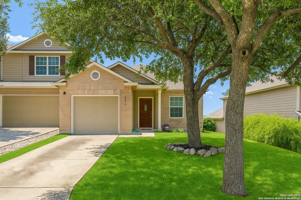 Photo of 3915 Cortona Way, San Antonio, TX 78260 (MLS # 1891341)
