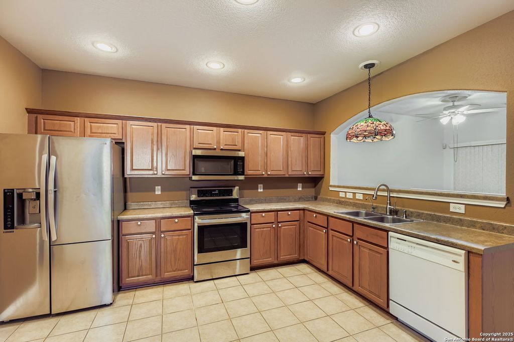 Photo of 3915 Cortona Way, San Antonio, TX 78260 (MLS # 1891341)