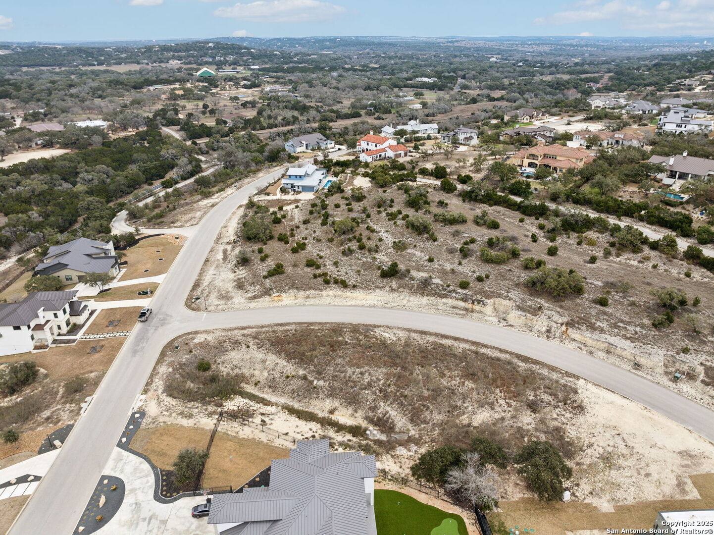 LOT 43 Henness