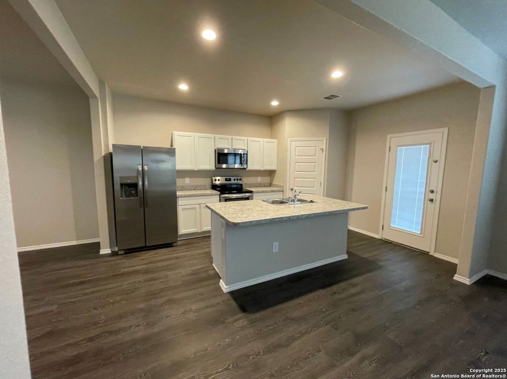 Photo of 13018 CANDACE WAY, St Hedwig, TX 78152 (MLS # 1915518)