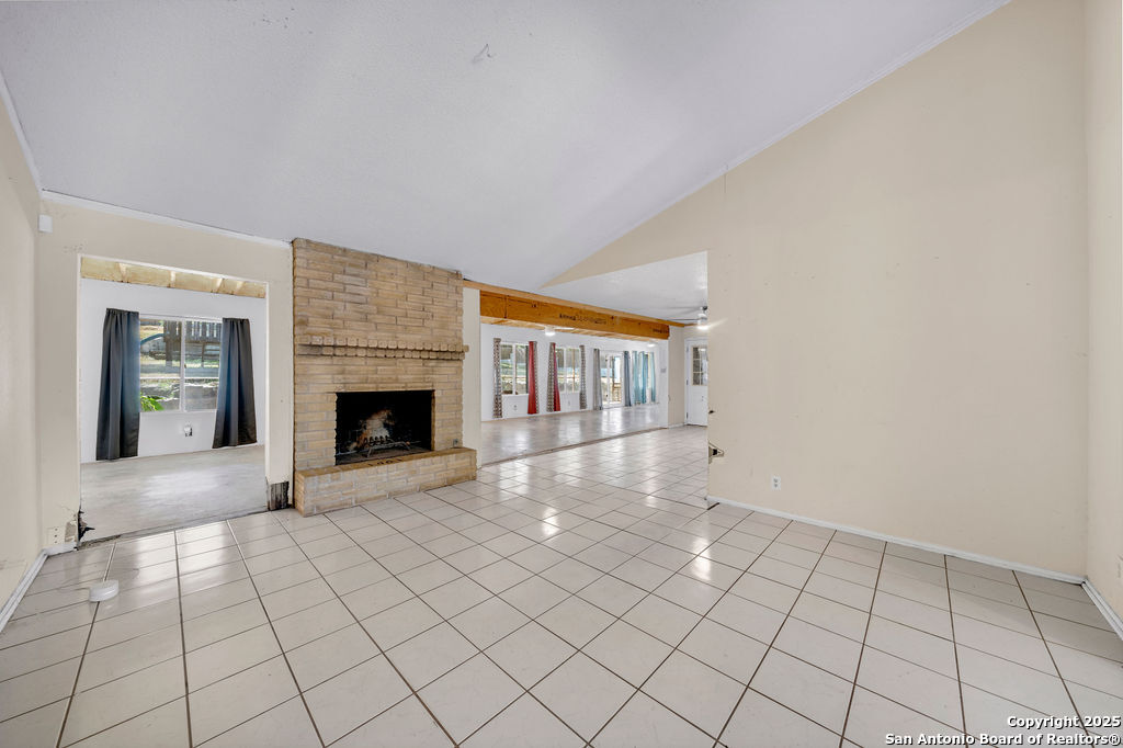 1663 Rob Roy Ln
