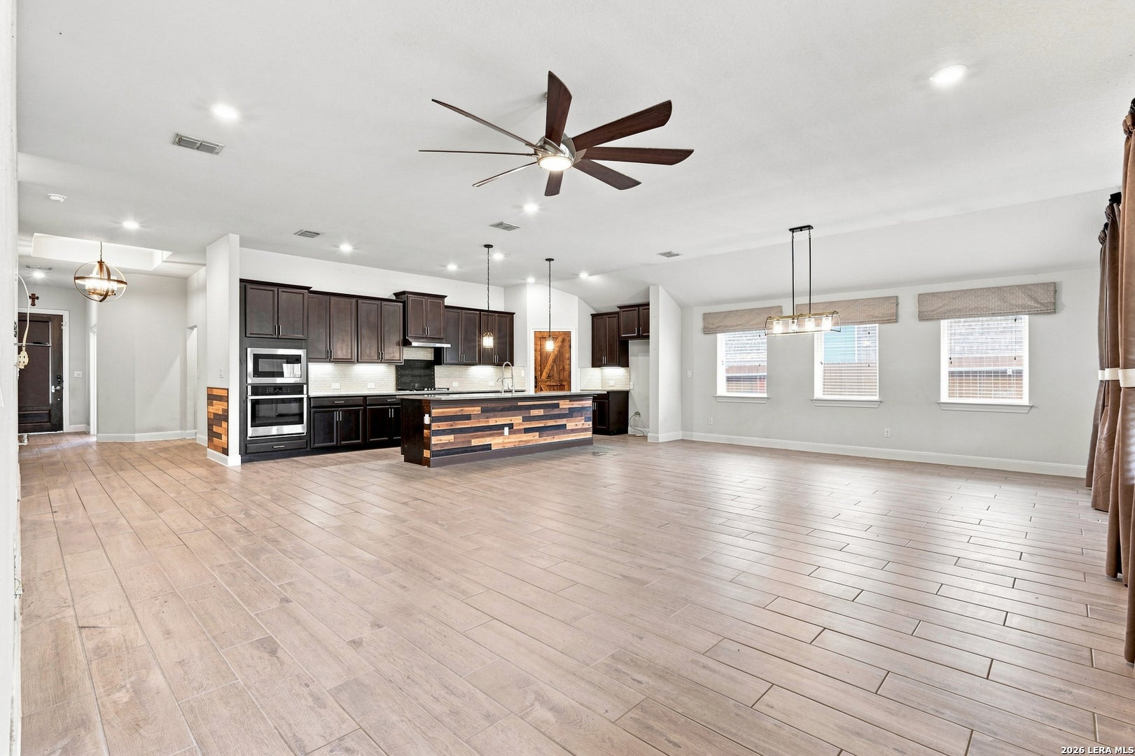 1527 Winans Pass
