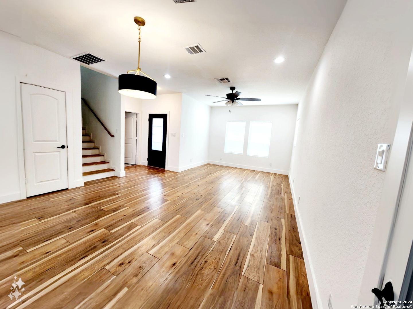 1551 PASO HONDO