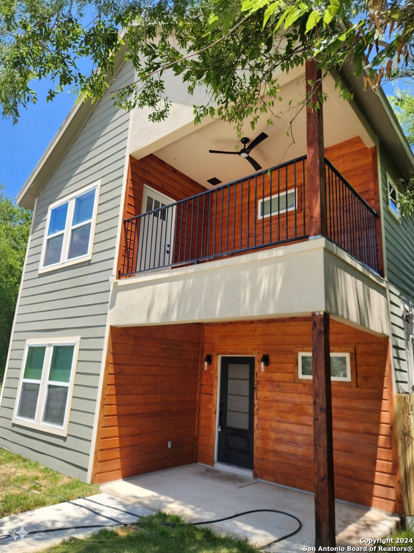 1551 PASO HONDO