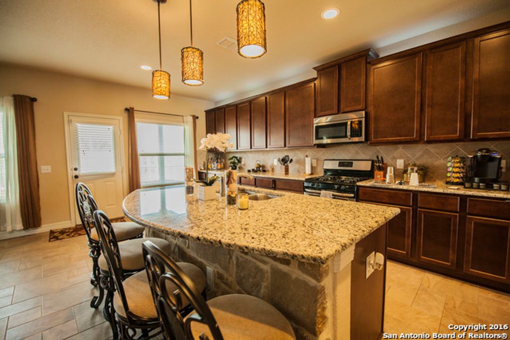Photo of 2712 SCARLET TANGER, New Braunfels, TX 78130 (MLS # 1957780)