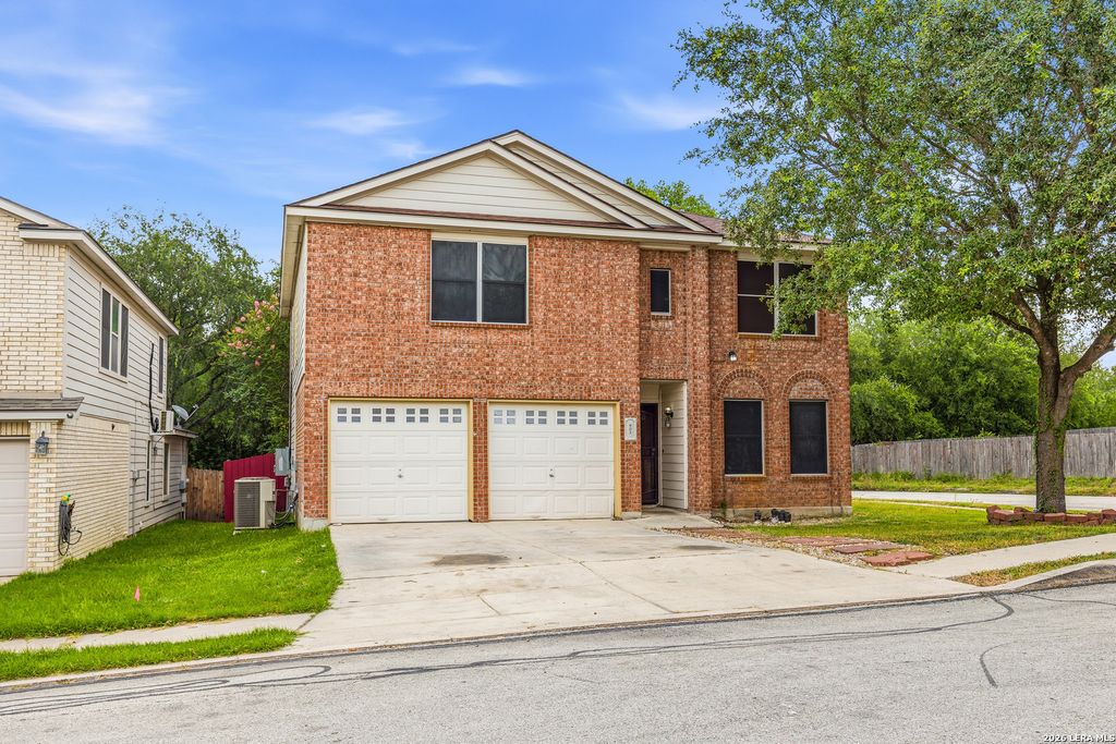 Photo of 902 AMBER KNL, San Antonio, TX 78251 (MLS # 1993602)