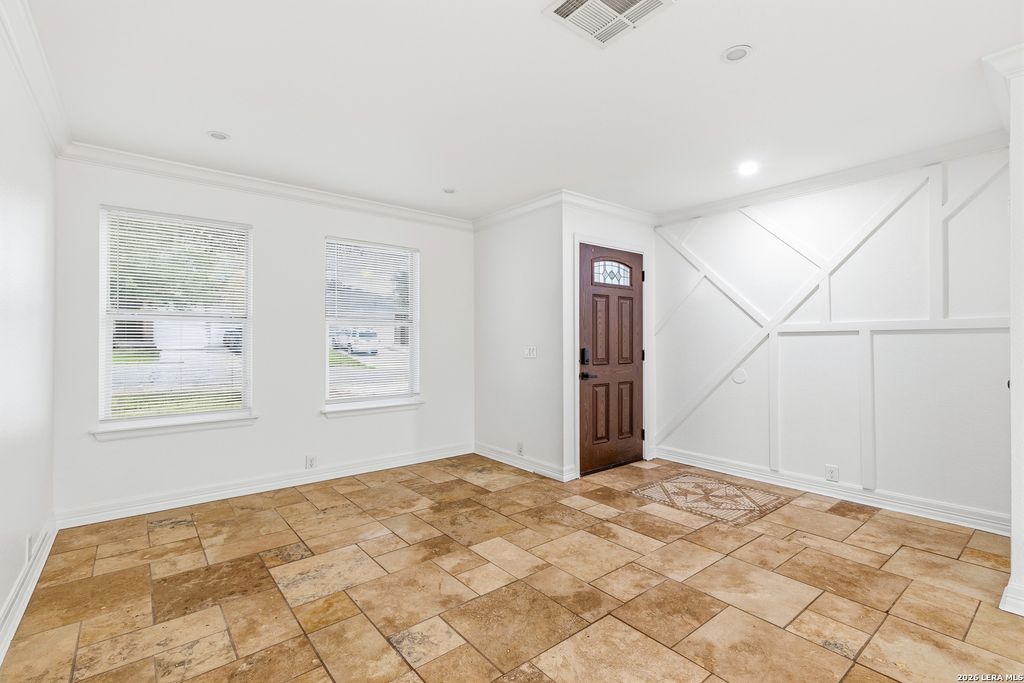 Photo of 902 AMBER KNL, San Antonio, TX 78251 (MLS # 1993602)
