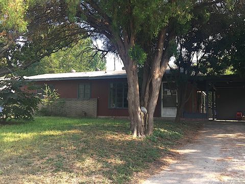 Photo of 260 KENMAR DR, San Antonio, TX 78220 (MLS # 1957135)