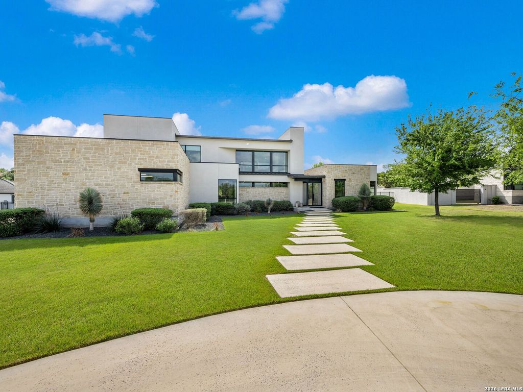 Photo of 211 Wellesley Hill, San Antonio, TX 78231 (MLS # 1958254)