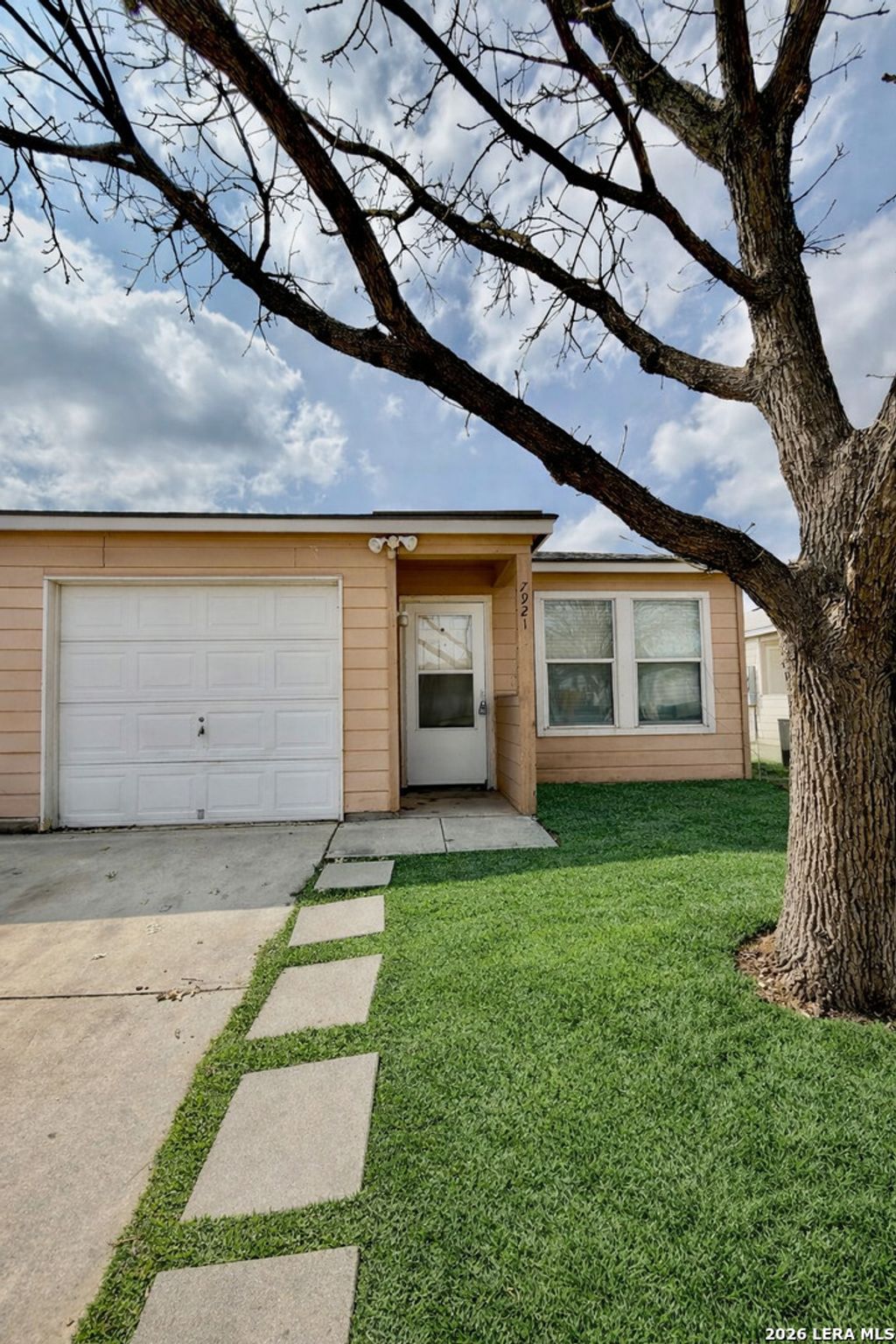 Photo of 7921 Mg Rd, San Antonio, TX 78251 (MLS # 1937878)