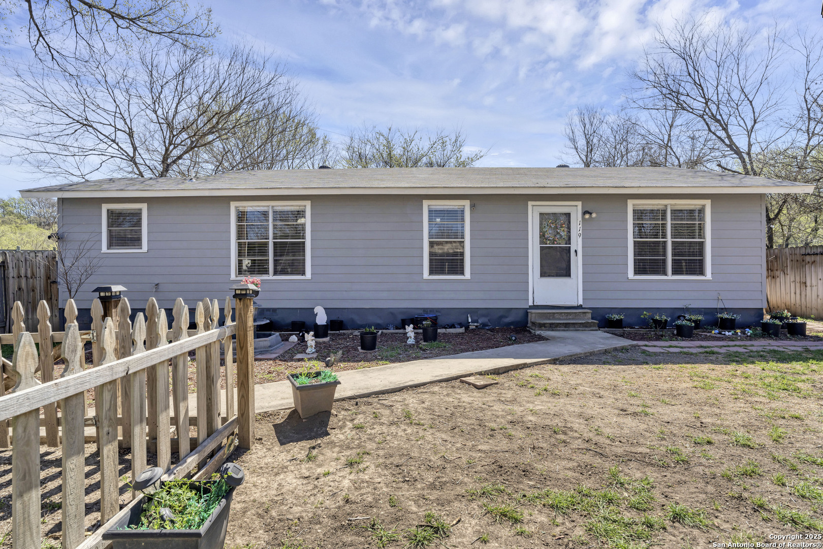 Listing image 1