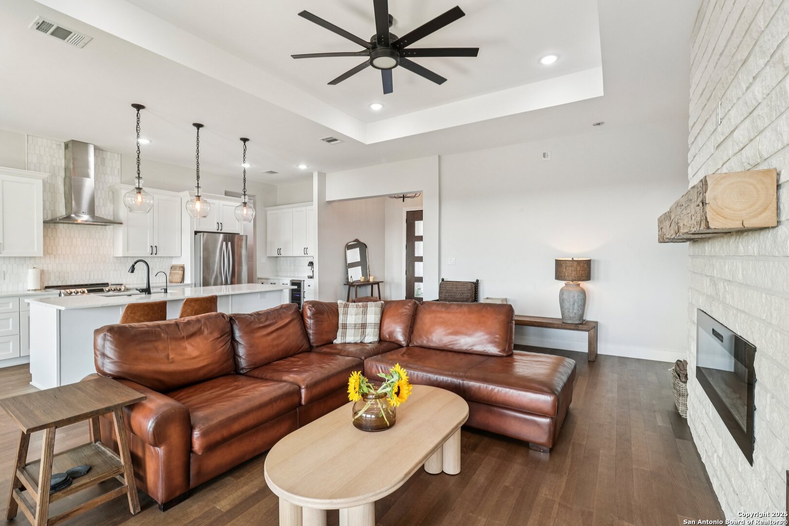 517 Preston Trl