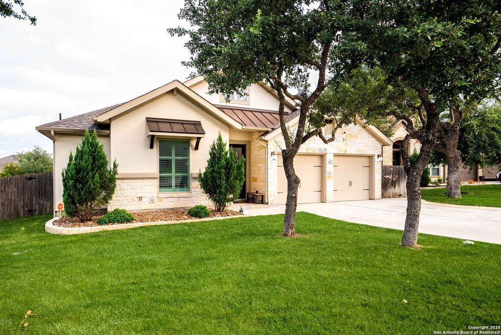 Photo of 130 Boulder Creek, Boerne, TX 78006 (MLS # 1886829)