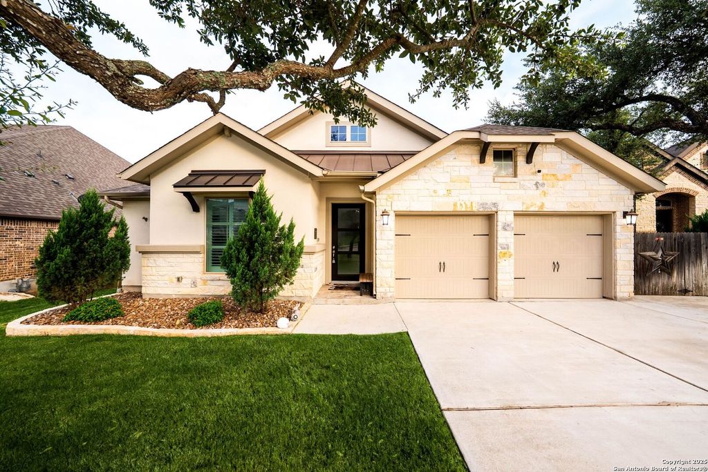 Photo of 130 Boulder Creek, Boerne, TX 78006 (MLS # 1886829)