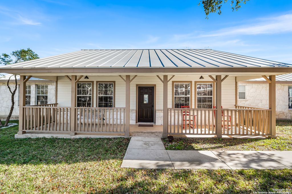 Photo of 26371 Dull Knife, San Antonio, TX 78255 (MLS # 1928373)
