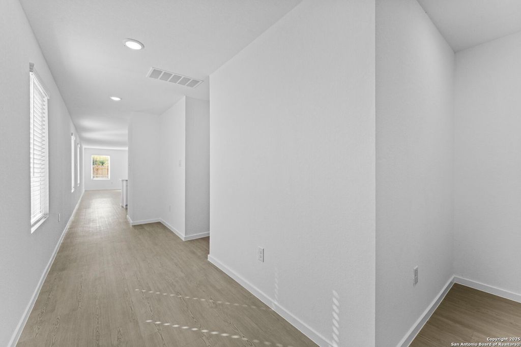 Photo of 7226 Brownleaf dr, San Antonio, TX 78227 (MLS # 1930217)