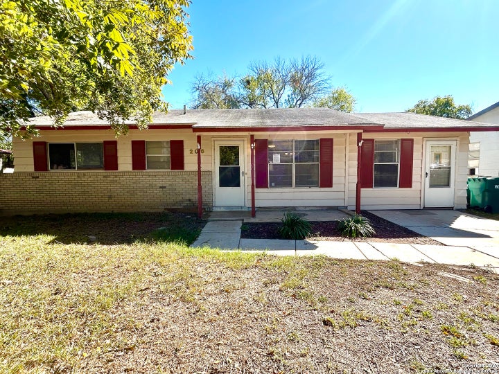 Photo 1 of 31 — 206 Northview Dr., San Antonio, TX 78148