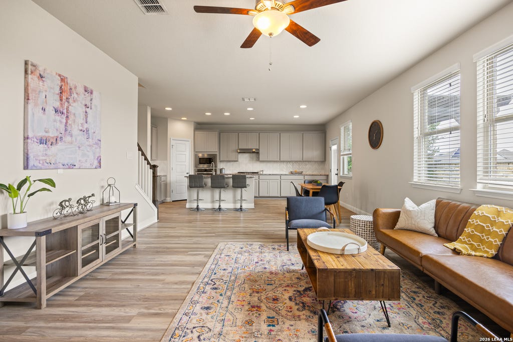 Photo of 100 Clarendon, Boerne, TX 78015 (MLS # 2003422)