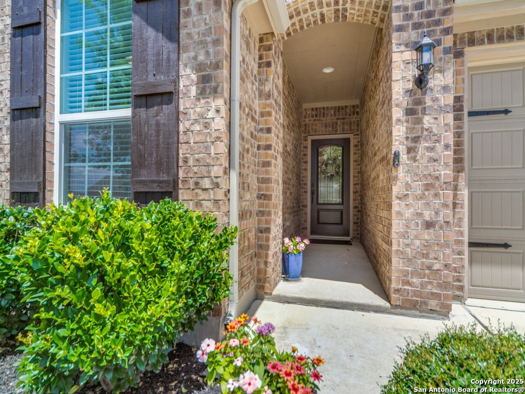 Photo of 112 Braeburn, Boerne, TX 78015 (MLS # 1879536)