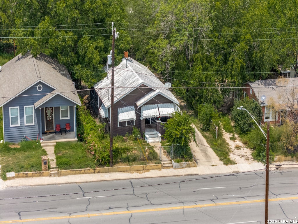 Photo of 2011 MARTIN LUTHER KING DR, San Antonio, TX 78203 (MLS # 2003251)