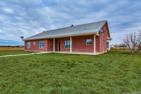 A home in Natalia