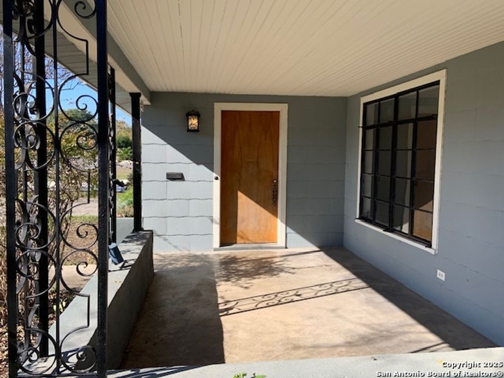 Photo of 287 Thorain, San Antonio, TX 78212 (MLS # 1929694)