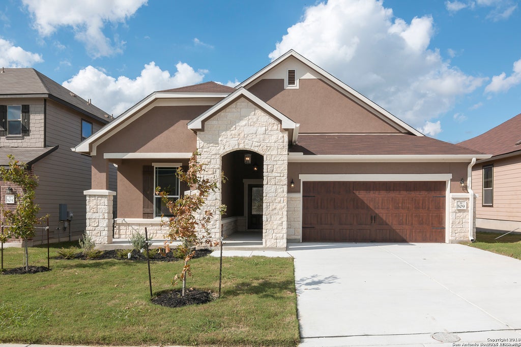 Photo of 509 Landmark Bluff, Cibolo, TX 78108 (MLS # 2017772)