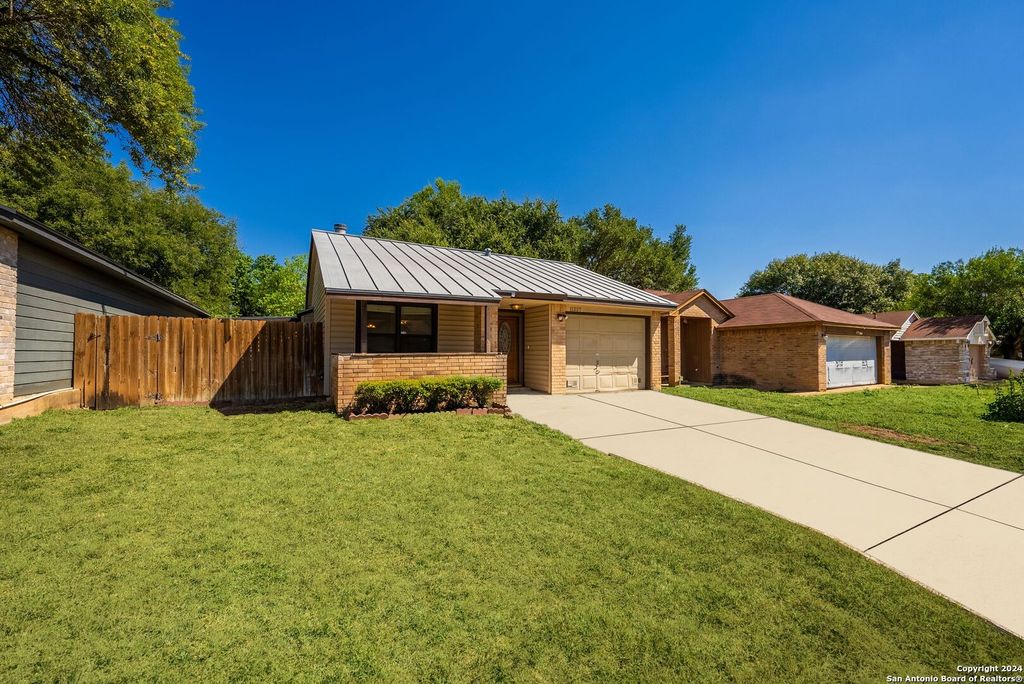 Photo of 11327 FISH SPGS, San Antonio, TX 78245 (MLS # 1915879)