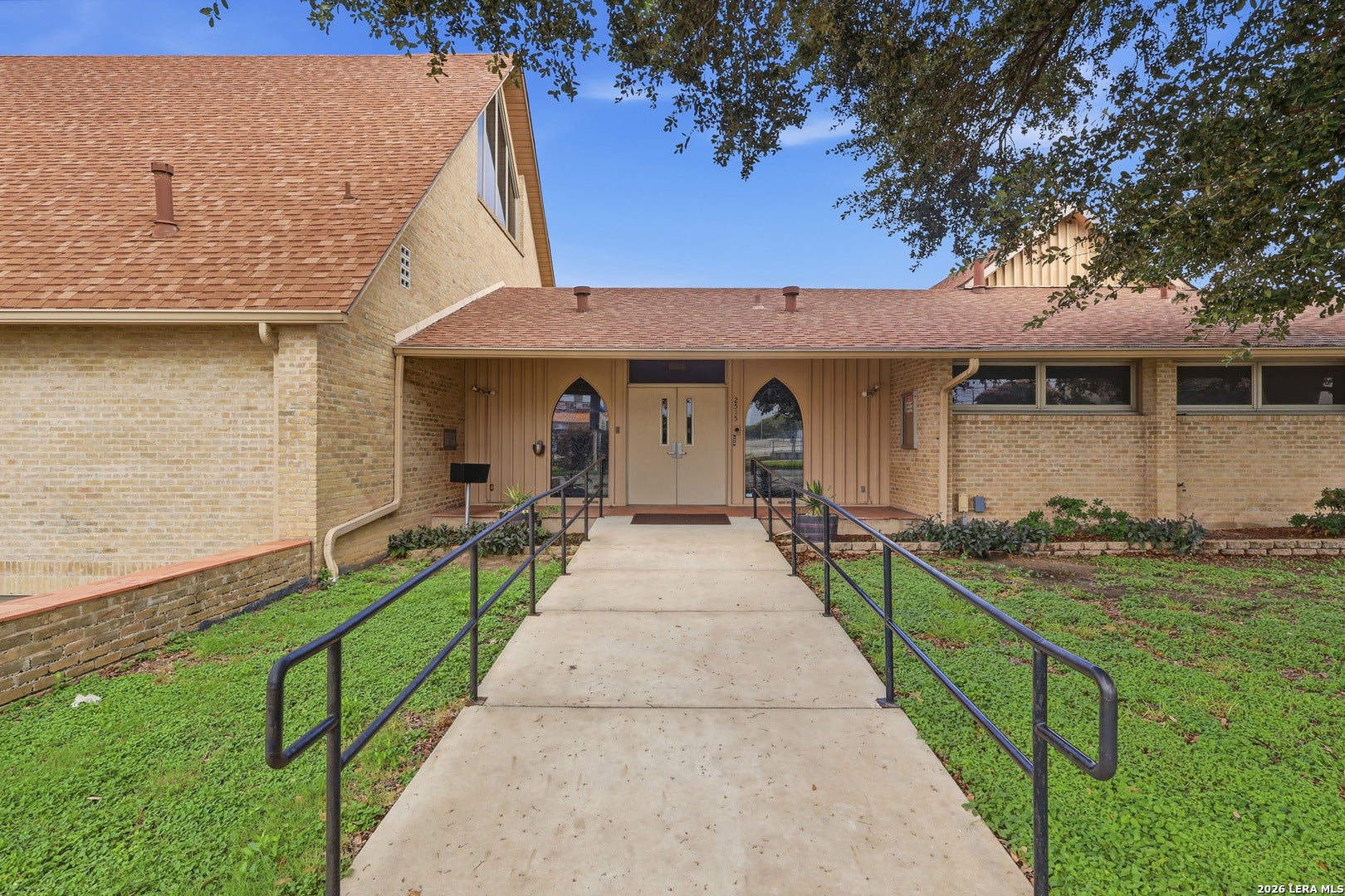 2515 Austin Hwy