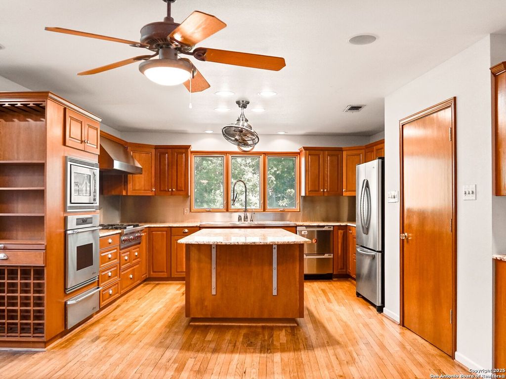 Photo of 134 Rockhill, San Antonio, TX 78209 (MLS # 1897754)