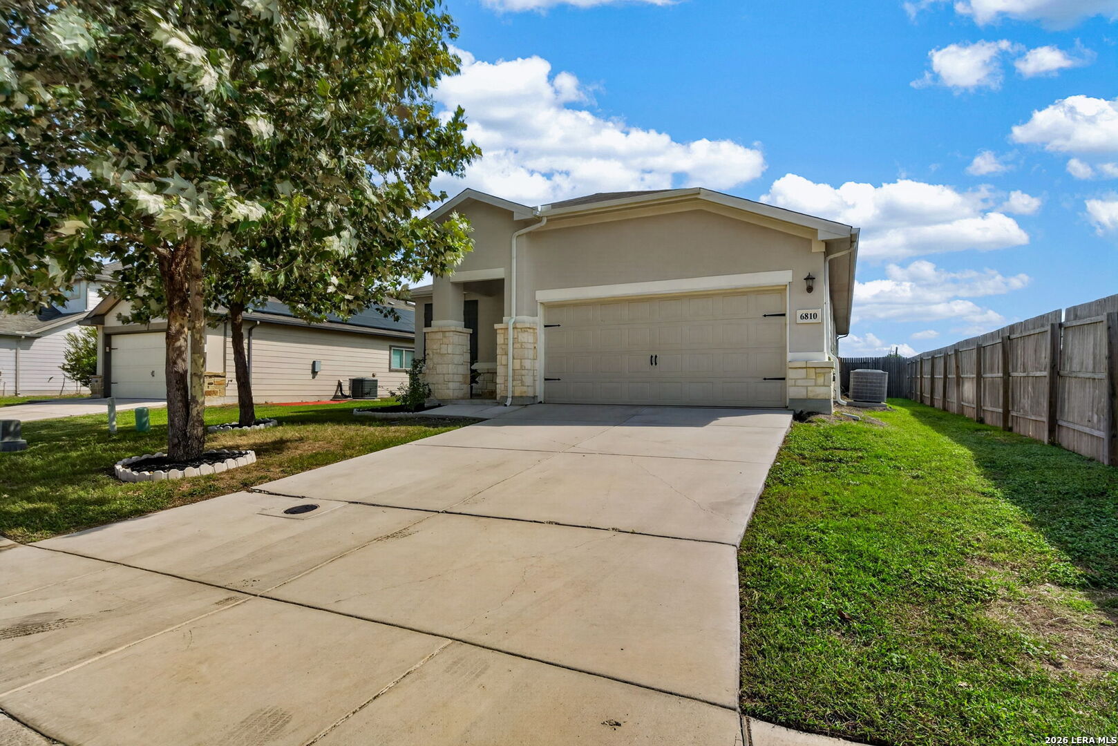 6810 Hanover Stone
