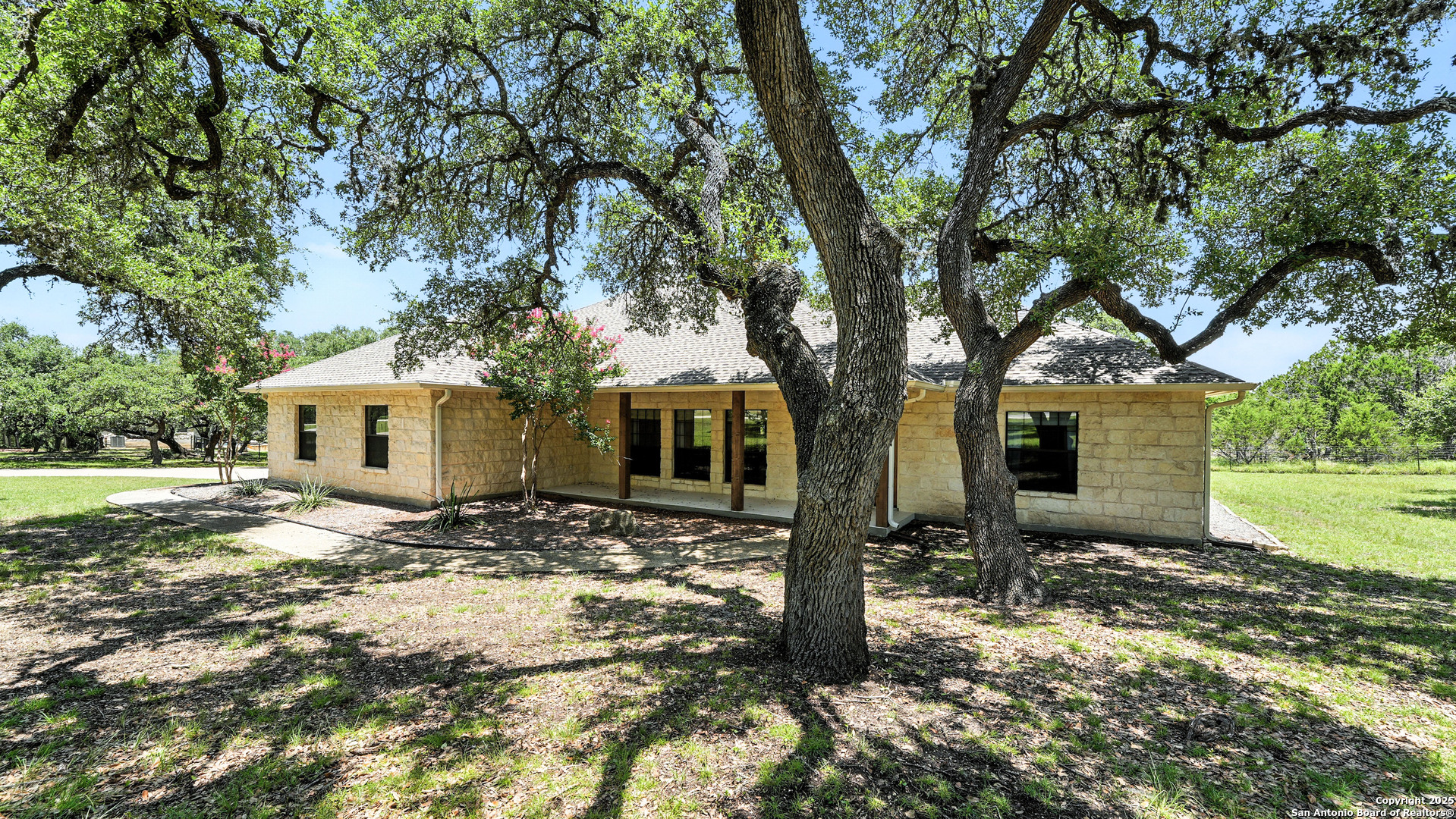 331 Dresden Wood