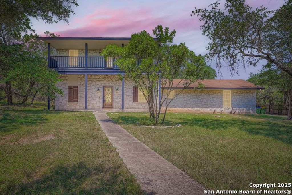 Photo of 9025 Fair Oaks Parkway, Boerne, TX 78015 (MLS # 1892931)