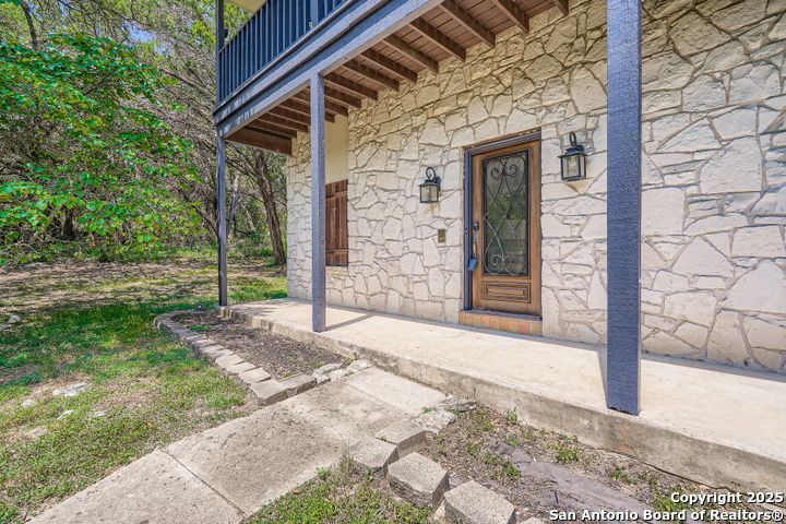 9025 Fair Oaks Parkway