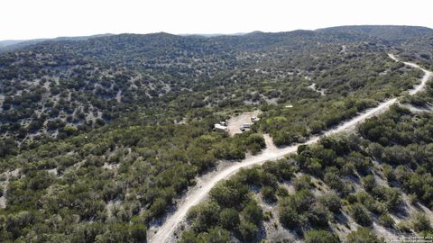 1023 SD 63010 Rocksprings TX 78880