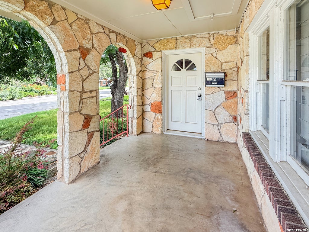 Photo of 1195 W COLL ST, New Braunfels, TX 78130 (MLS # 1991931)